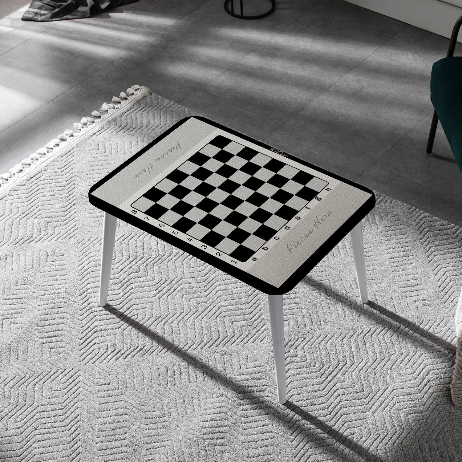 The Quiet Board – Minimal Chess, Maximum Focus